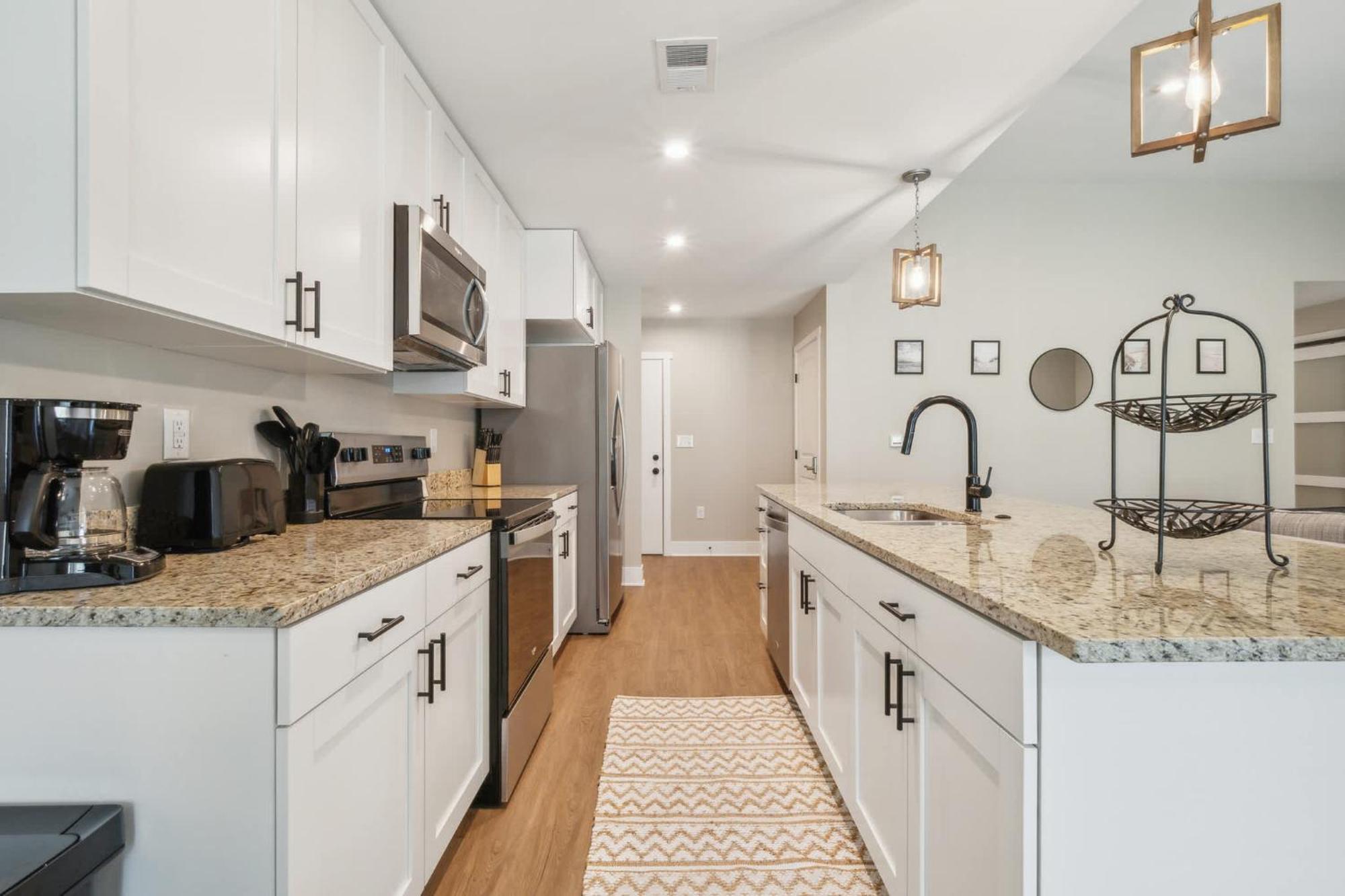 A Pet Friendly Cozy Condo In ทราเวิร์สซิตี้ ภายนอก รูปภาพ